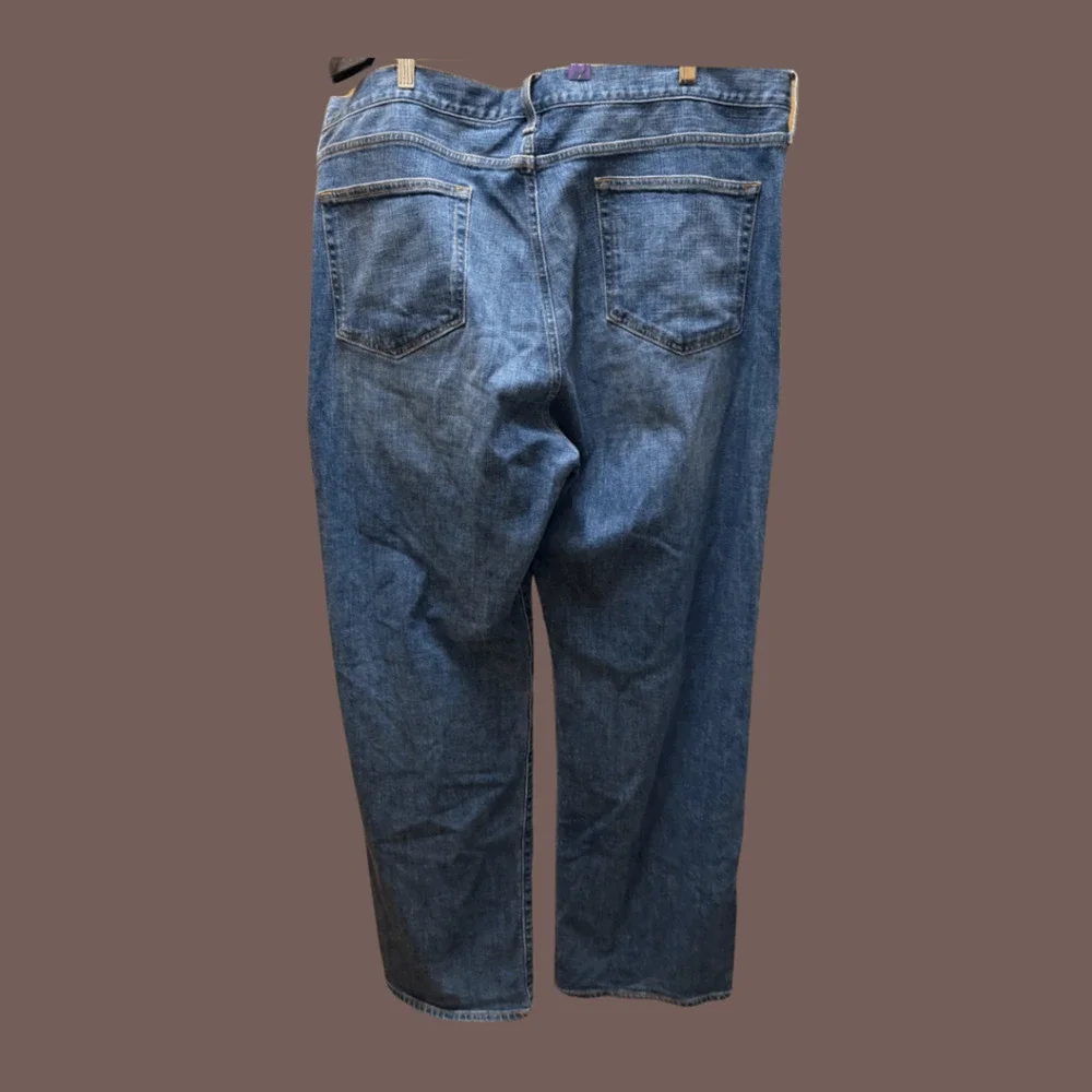 Cremieux Relaxed Fit Jeans | Medium Wash Denim | Size 42x34 | Vintage